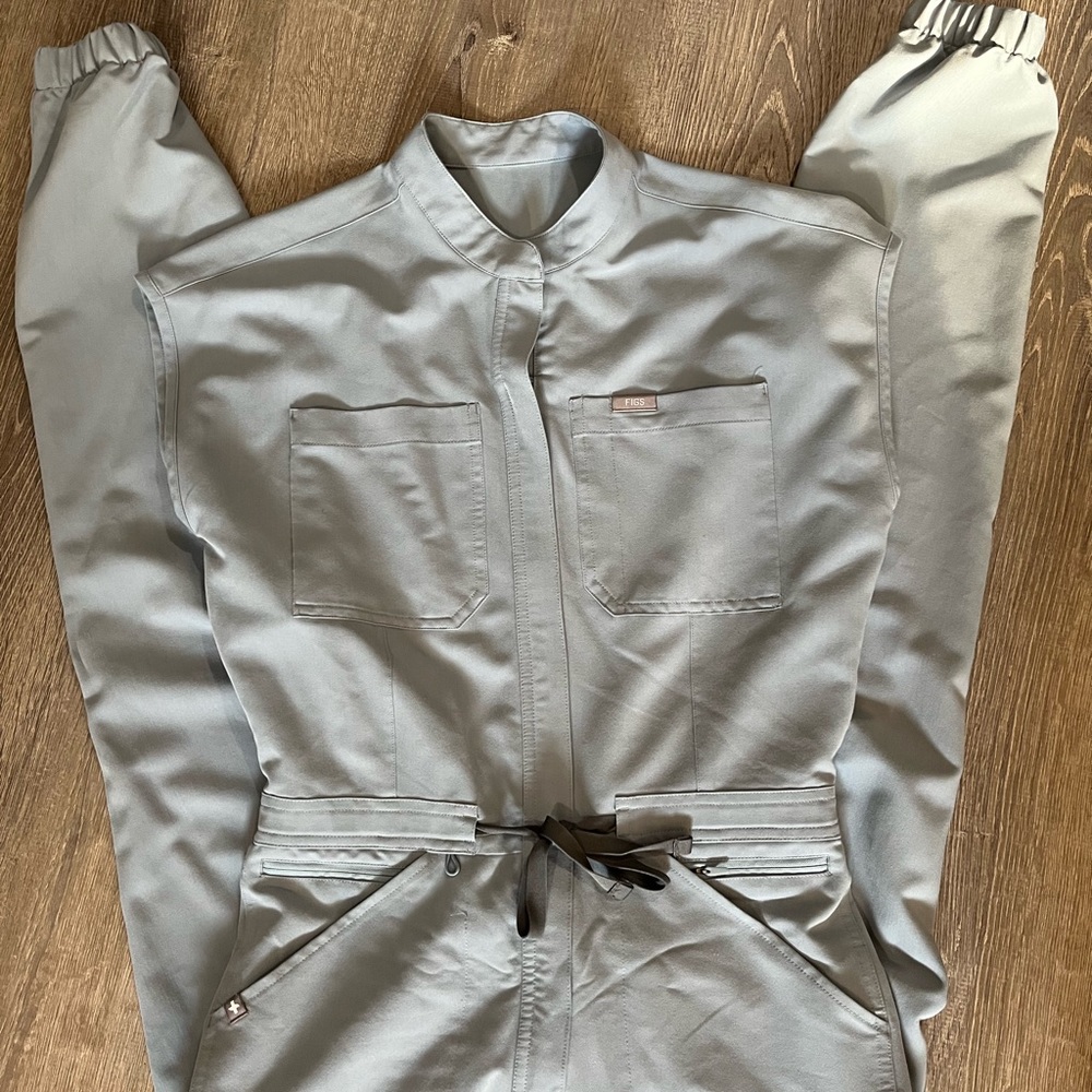 Figs scrubs Rafaela cargo jumpsuit DUSTY BLUE xs